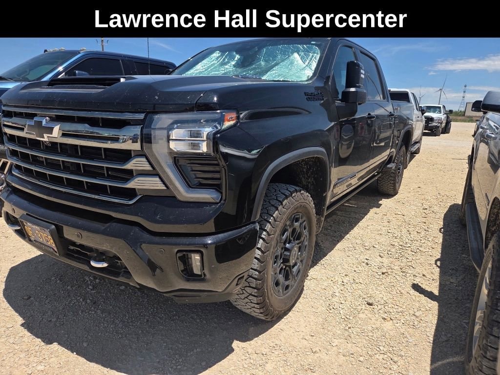 2024 Chevrolet Silverado HD High Country 4WD Crew Cab Standard Box's photo