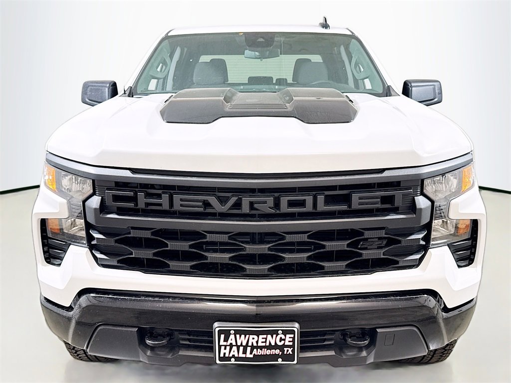 2026 Chevrolet Silverado 1500 Custom Trail Boss photo 2