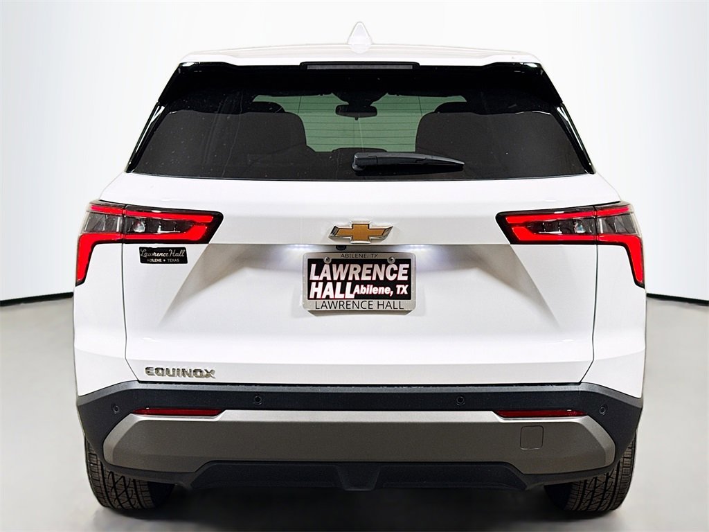 2026 Chevrolet Equinox LT photo 4