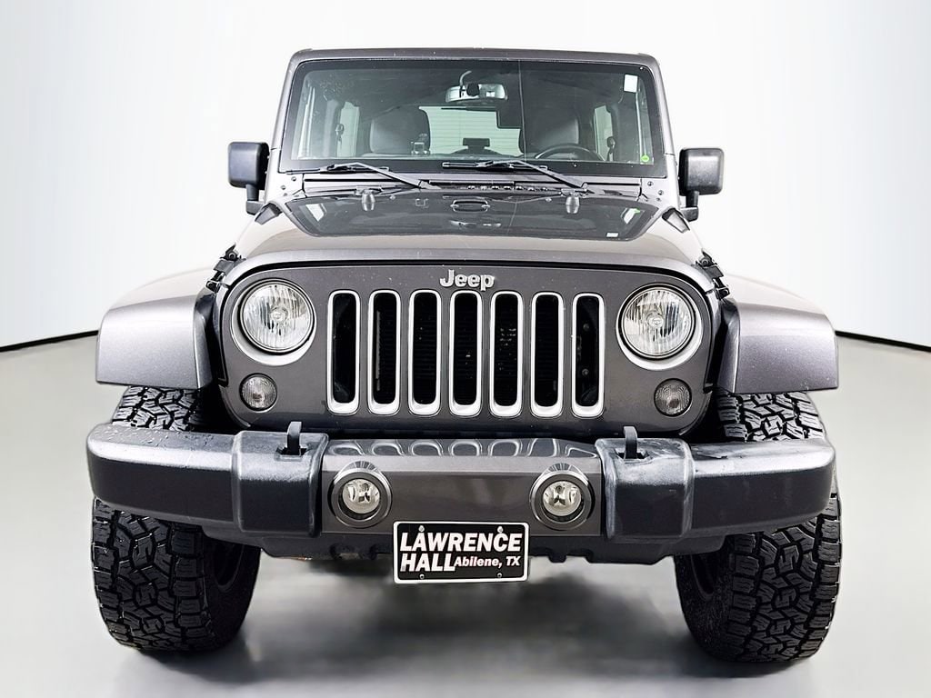 Used 2018 Jeep Wrangler JK Unlimited Sahara