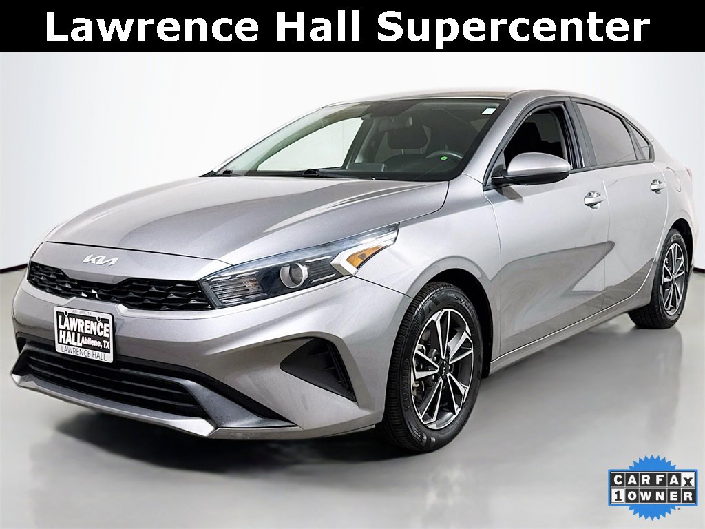 2022 Kia FORTE LXS's photo