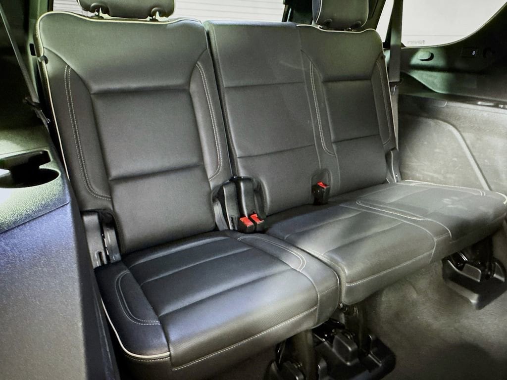 2025 Chevrolet Tahoe Premier - Photo 26