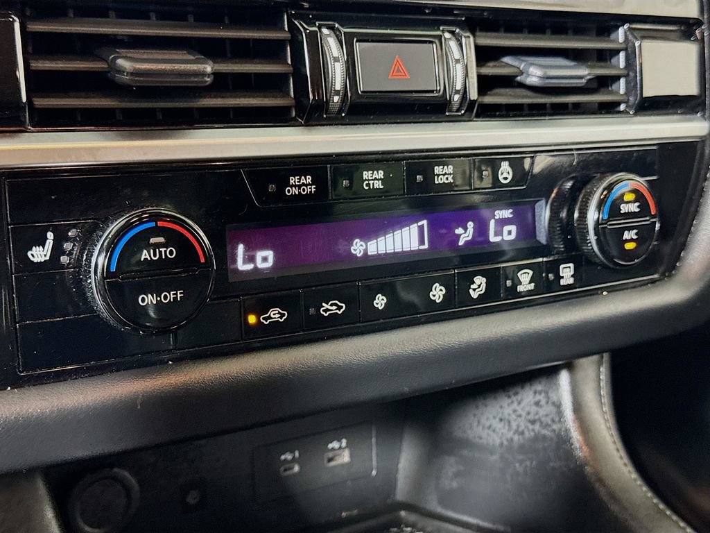 2025 Nissan Pathfinder SL - Photo 14