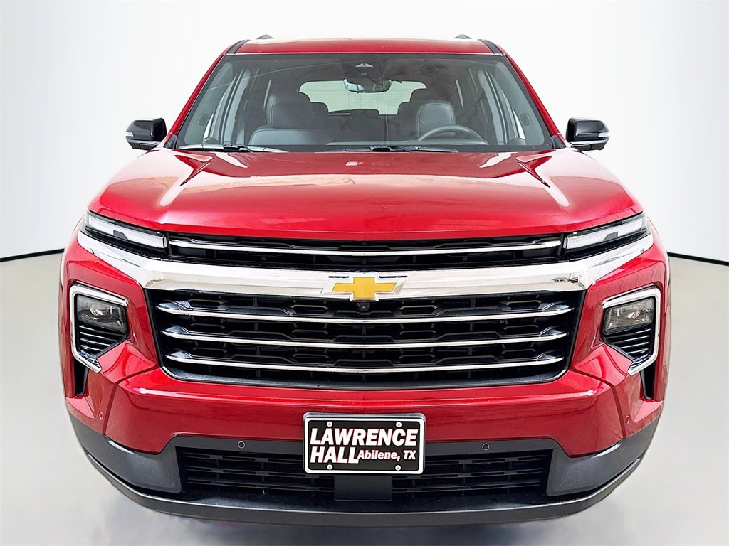 2026 Chevrolet Traverse photo 2