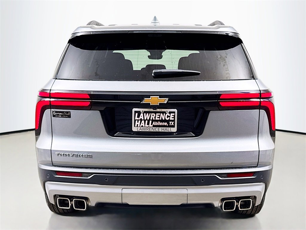 2026 Chevrolet Traverse photo 4