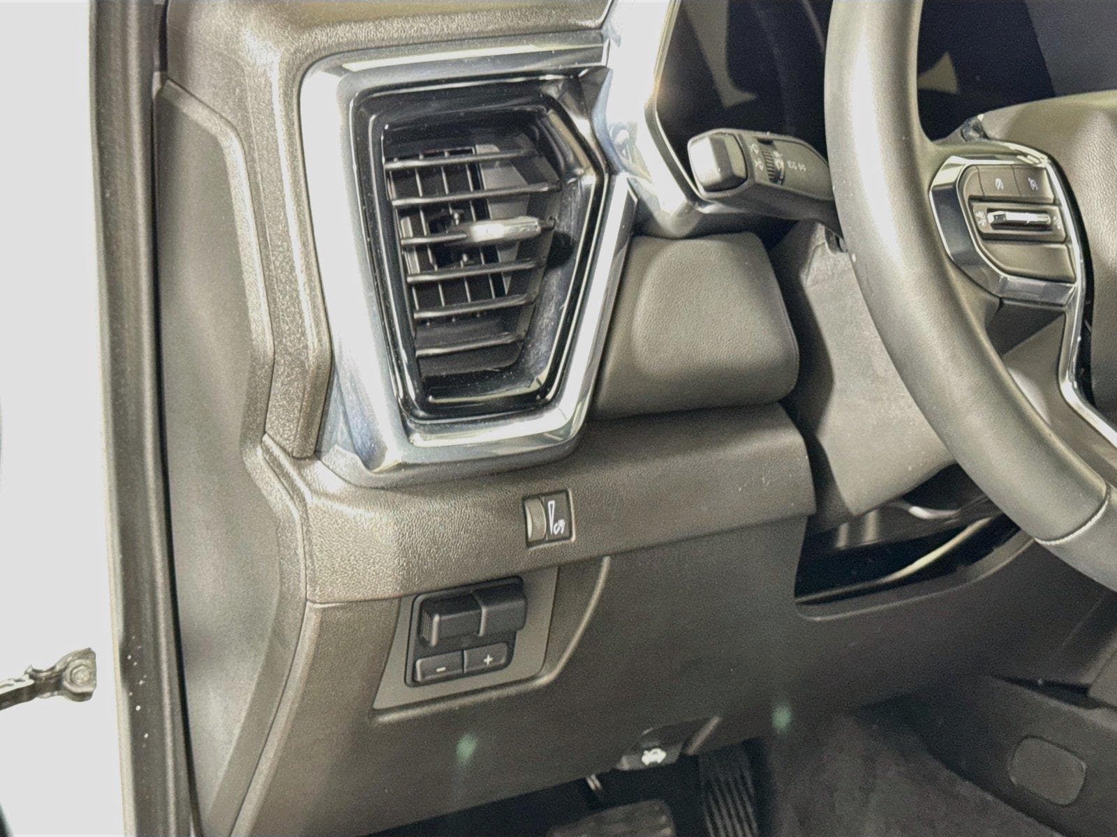 2026 GMC Canyon Elevation - Photo 8