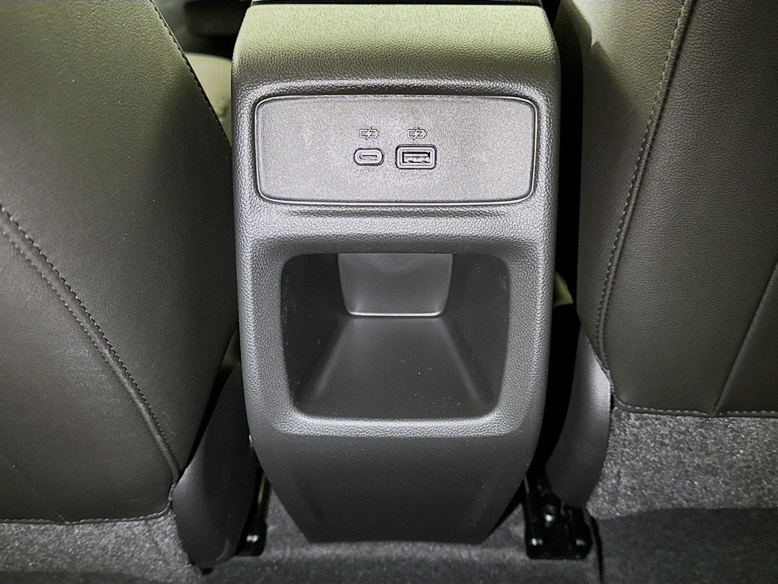 2026 Chevrolet Trax LT - Photo 14