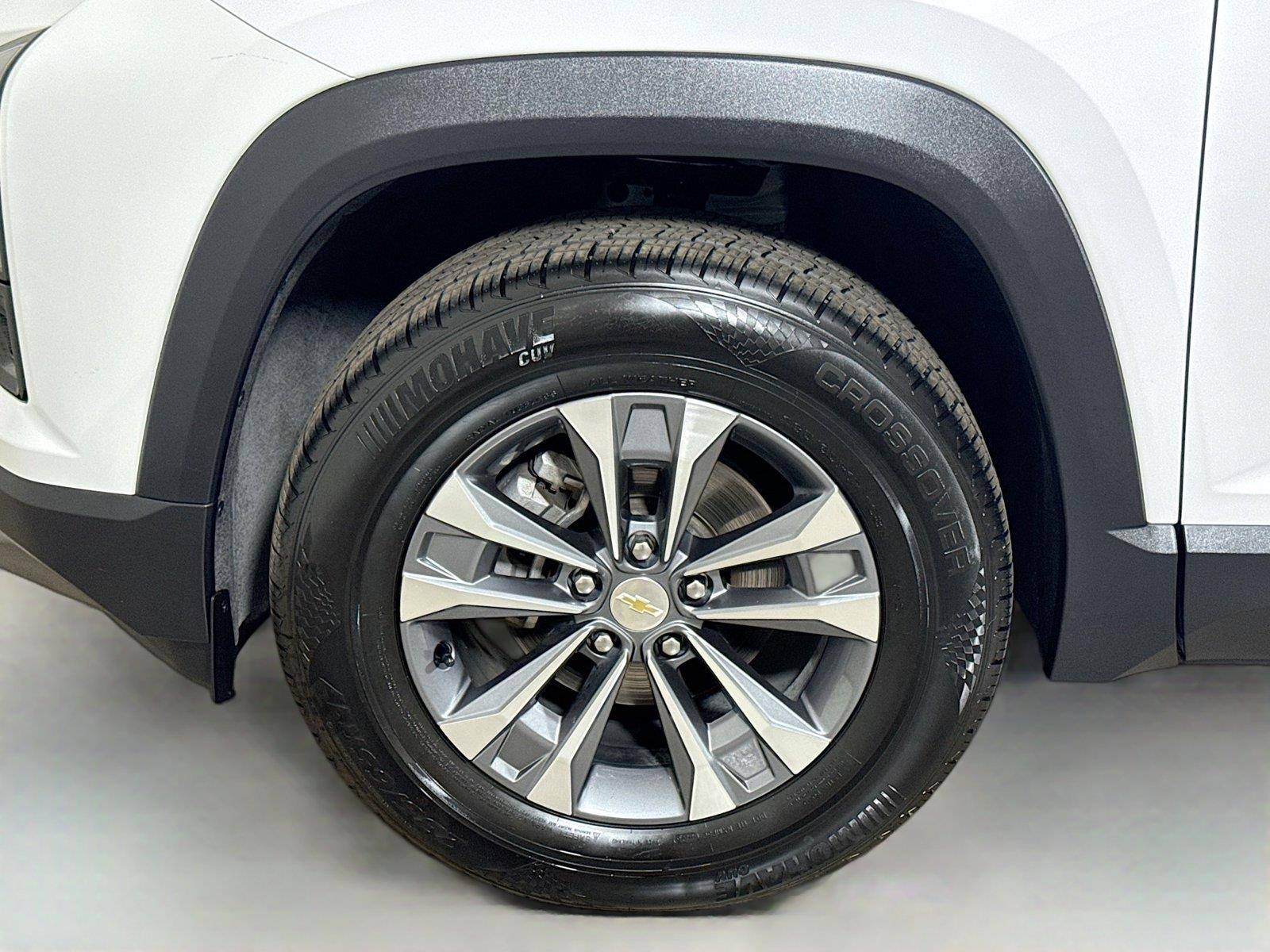 2025 Chevrolet Equinox LT - Photo 29