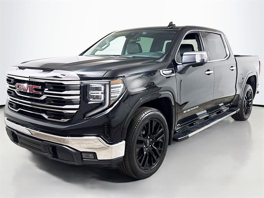 2024 GMC Sierra 1500 SLT's photo