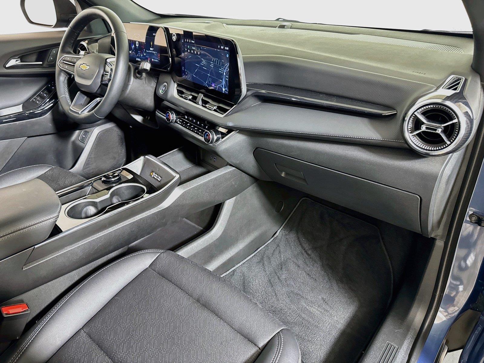 2026 Chevrolet Equinox LT - Photo 28