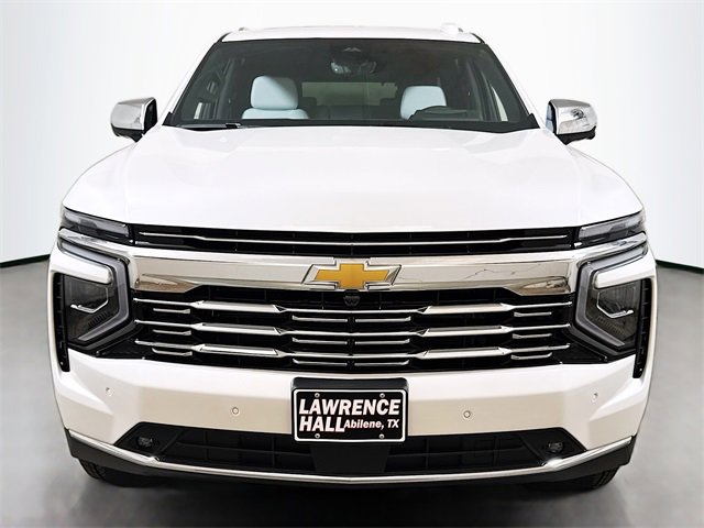 2025 Chevrolet Suburban Premier photo 2