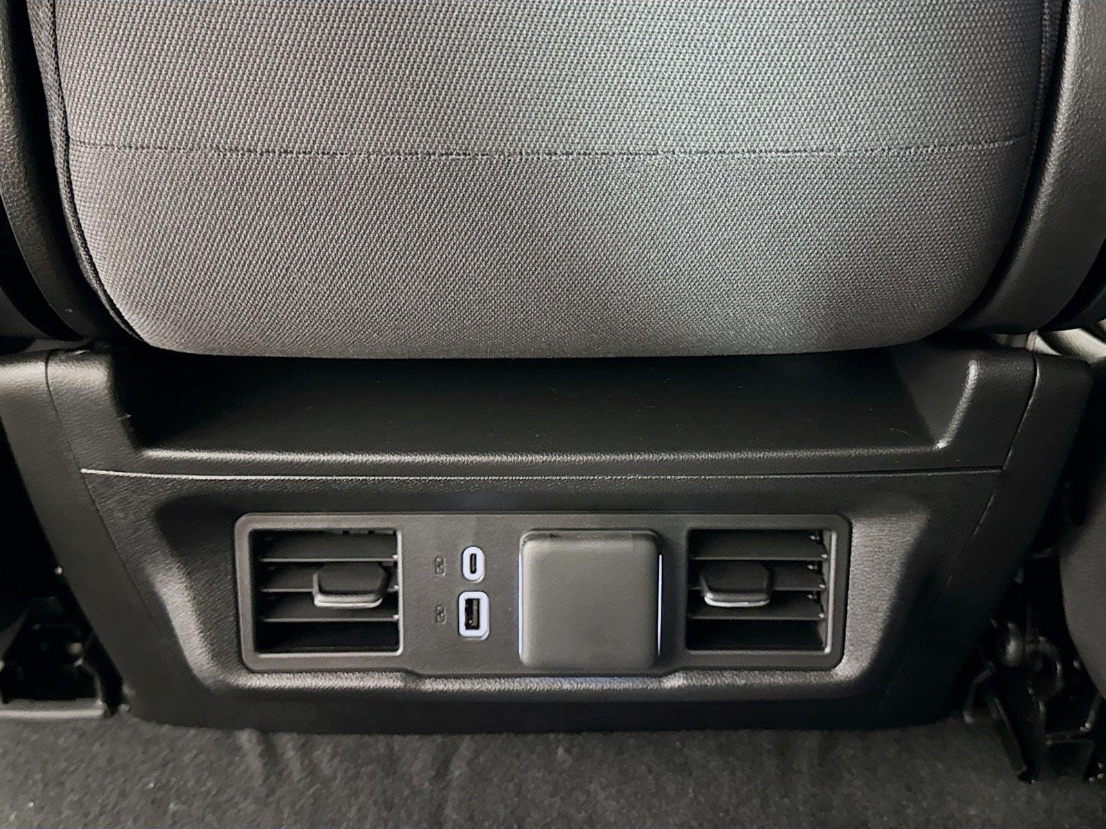 2026 Chevrolet Silverado 1500 LT - Photo 14