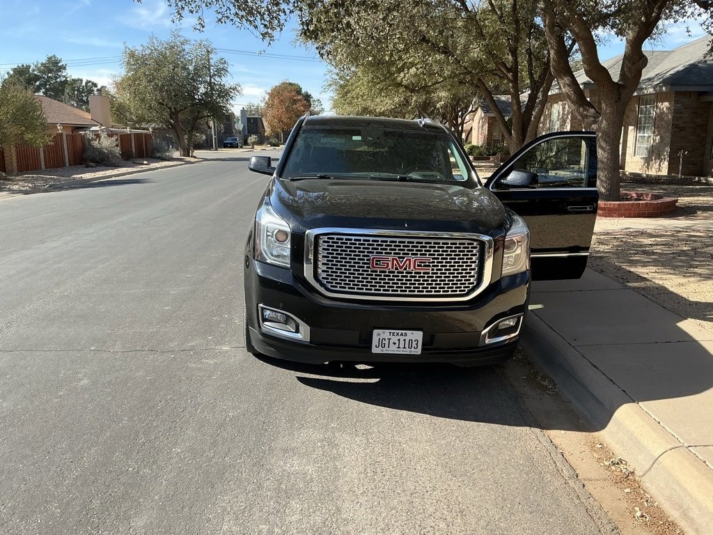 Used 2017 GMC Yukon Denali SUV