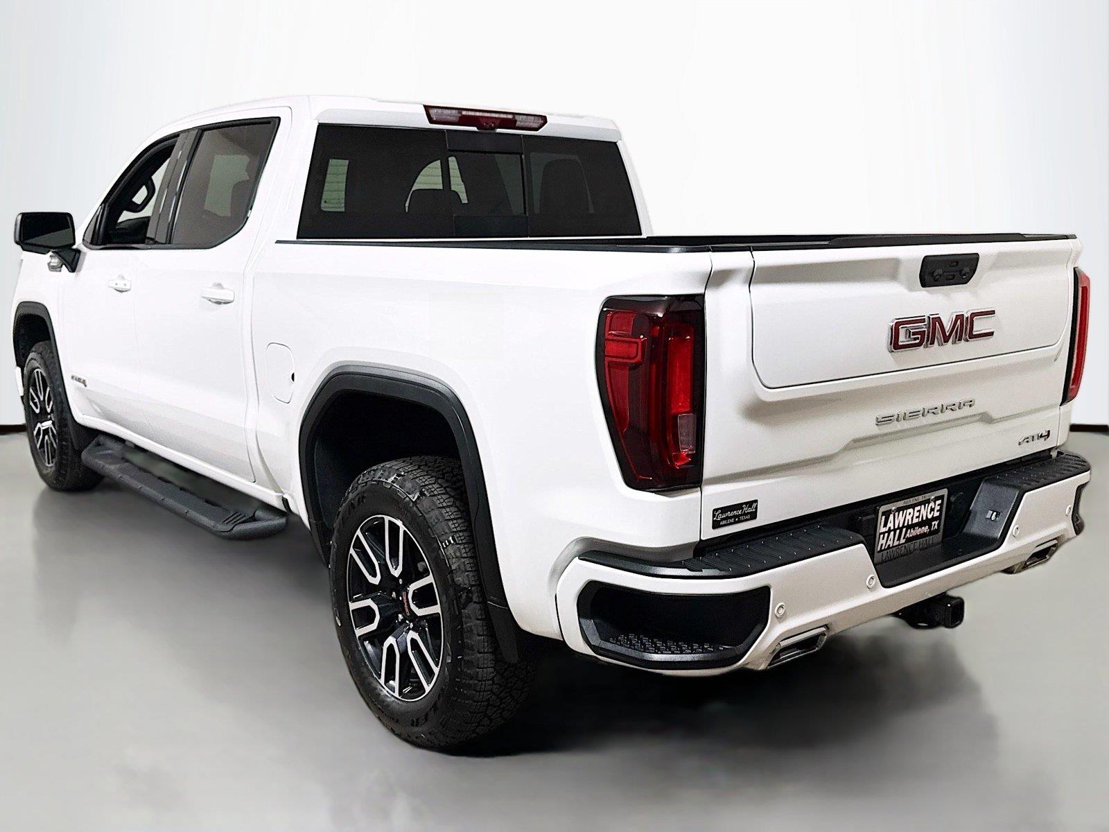2026 GMC Sierra 1500 AT4 - Photo 5