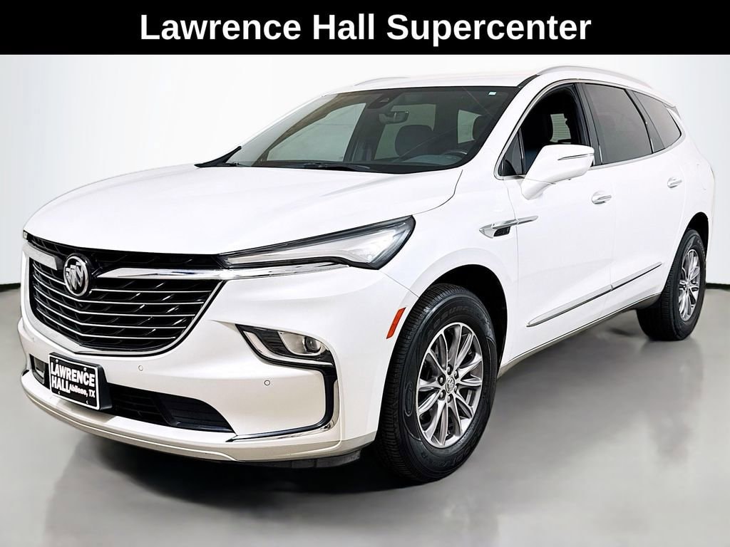 2023 Buick Enclave Essence's photo