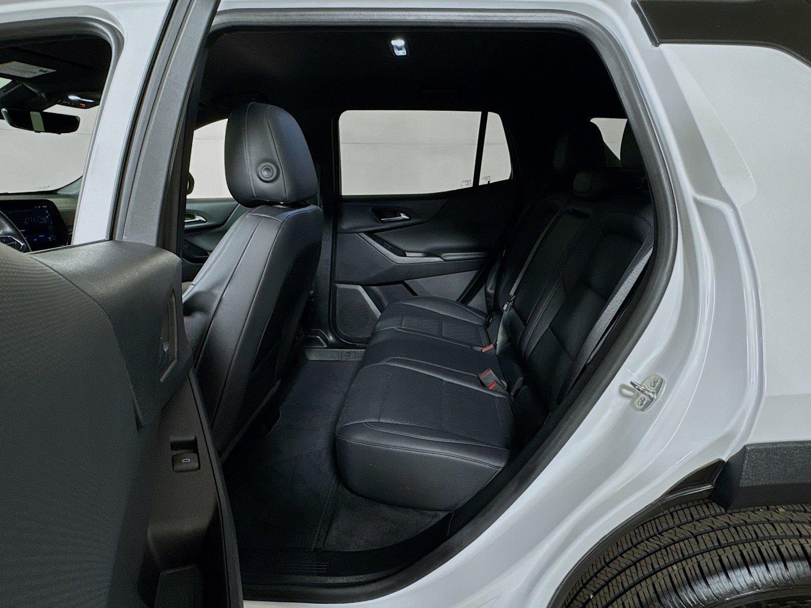 2025 Chevrolet Equinox LT - Photo 23