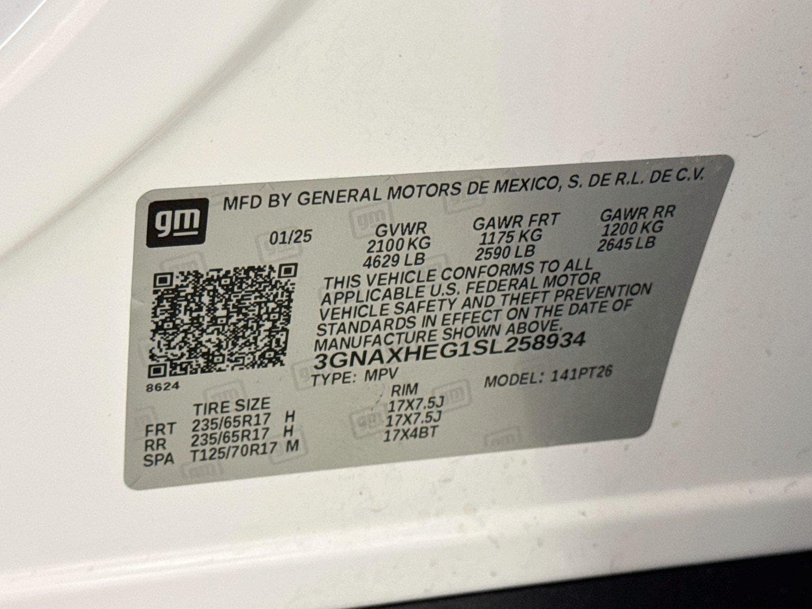 2025 Chevrolet Equinox LT - Photo 30