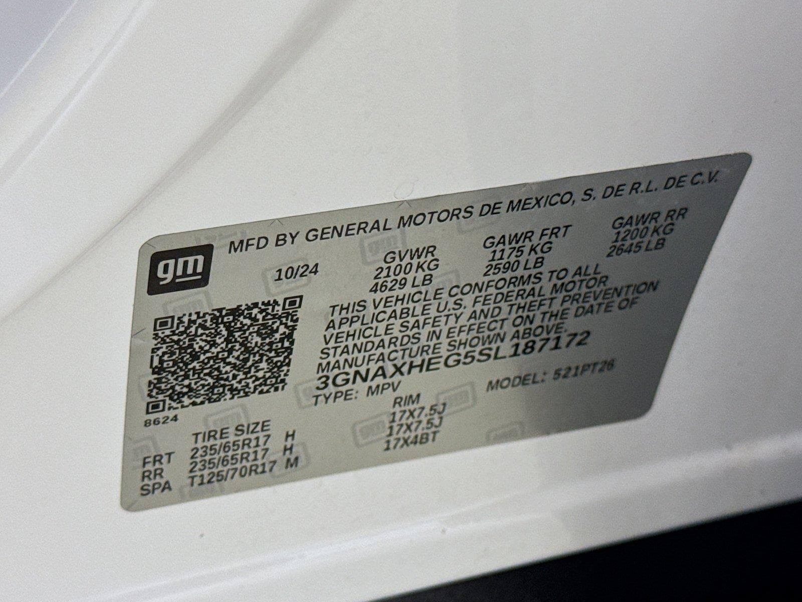 2025 Chevrolet Equinox LT - Photo 30