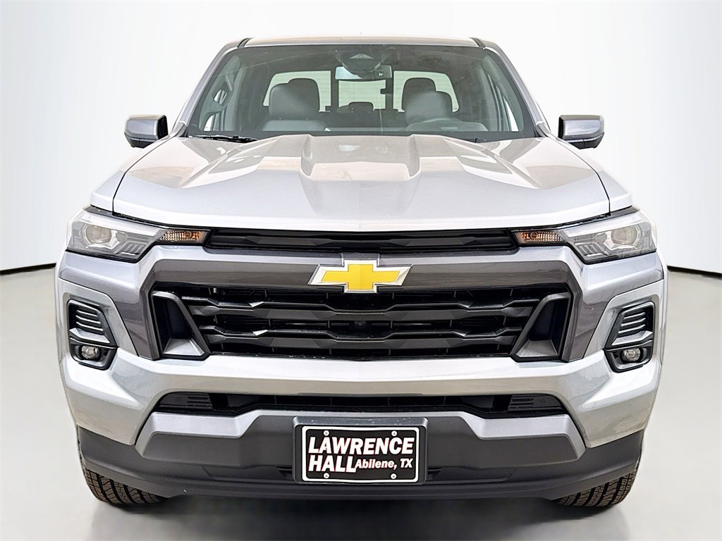 2026 Chevrolet Colorado LT photo 2
