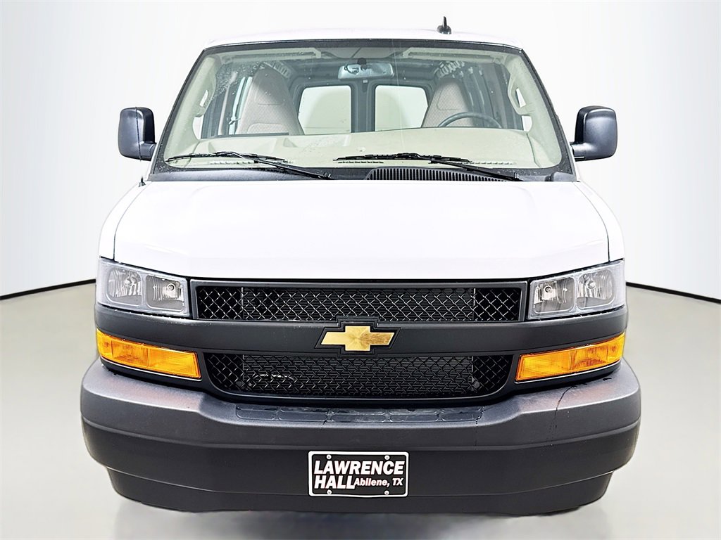 2025 Chevrolet Express Cargo 3500 Van photo 2