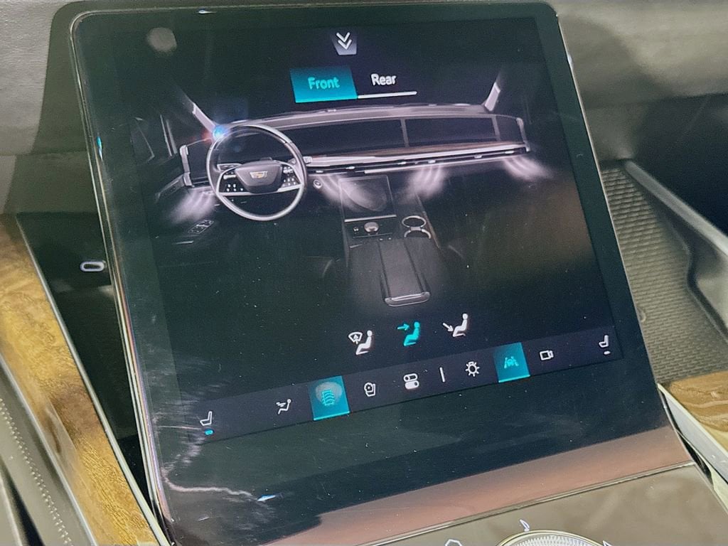 2025 Cadillac Escalade Sport Platinum - Photo 14
