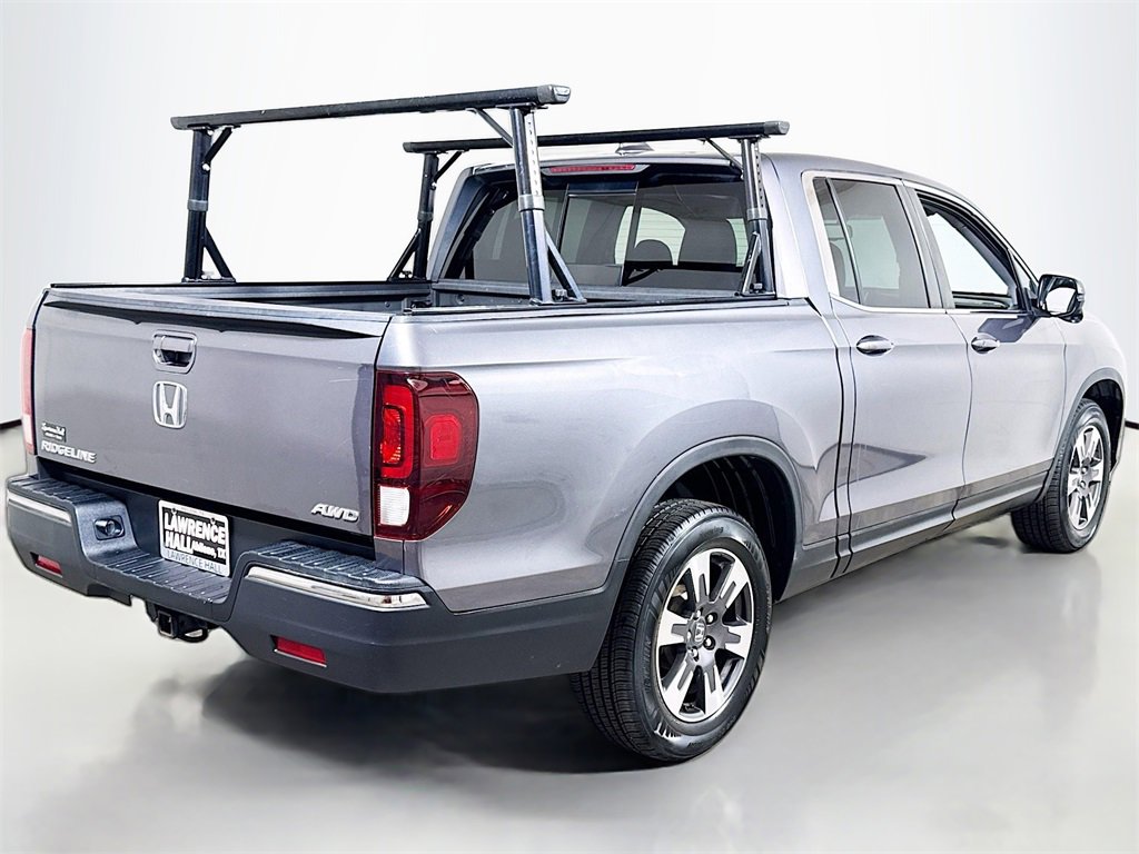 2019 Honda Ridgeline RTL-T photo 4