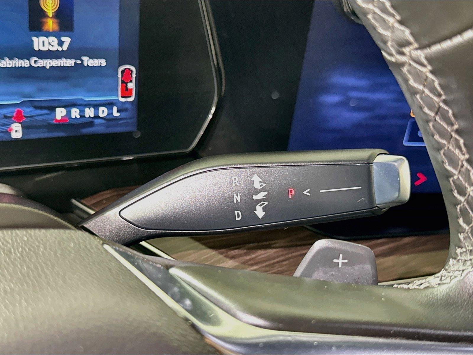 2026 Chevrolet Suburban LT - Photo 14