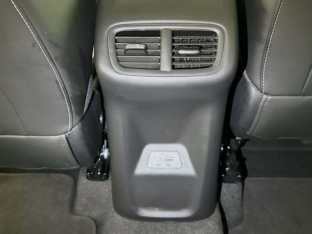 2025 Buick Envision Sport Touring - Photo 24