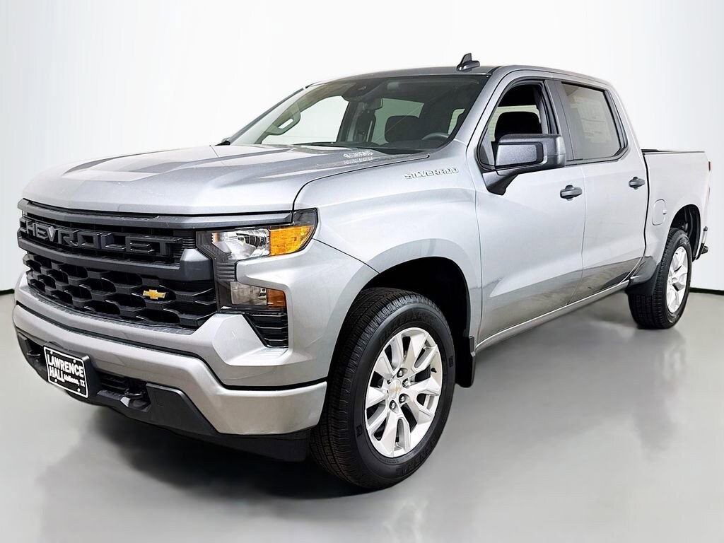 New 2026 Chevrolet Silverado 1500 Custom Truck
