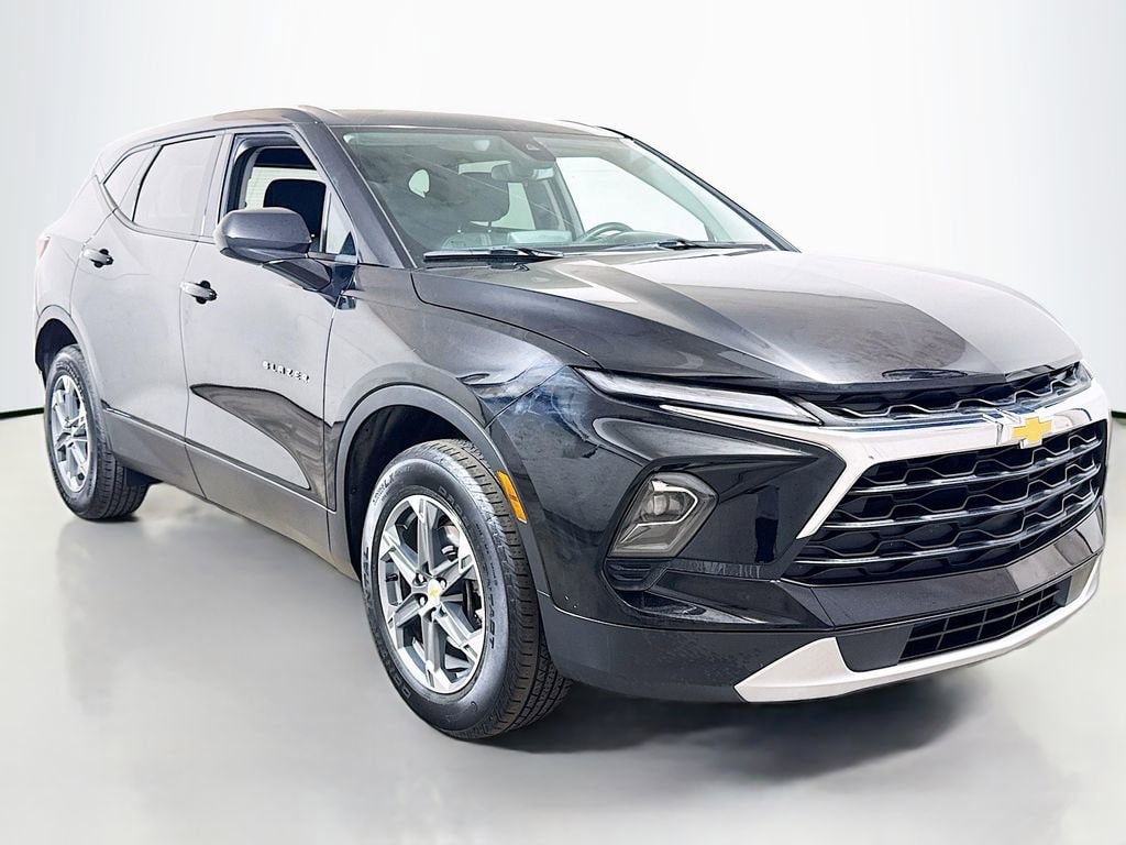 Used 2025 Chevrolet Blazer 2LT SUV