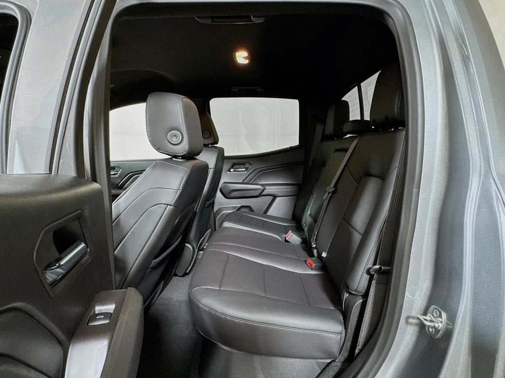 2026 Chevrolet Colorado LT - Photo 13