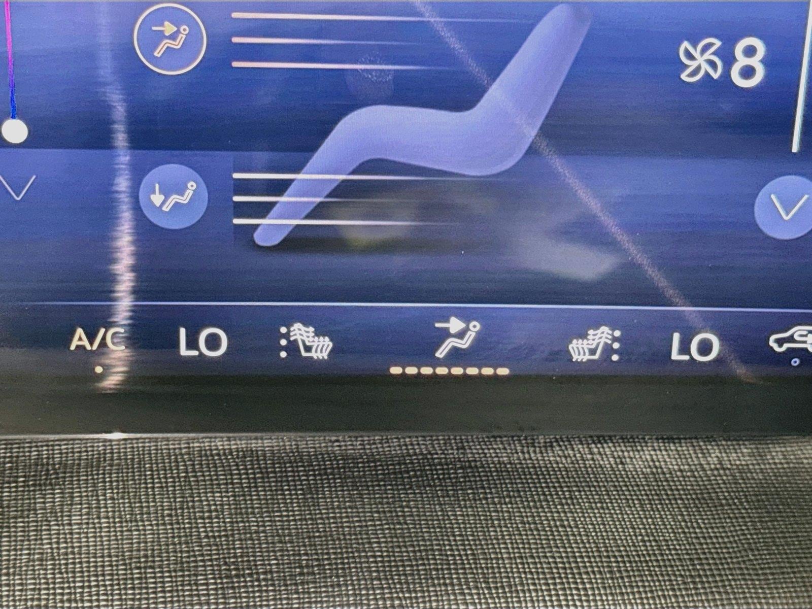 2026 Buick Enclave Sport Touring - Photo 19