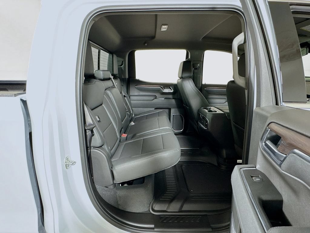 2026 GMC Sierra 1500 SLT - Photo 27