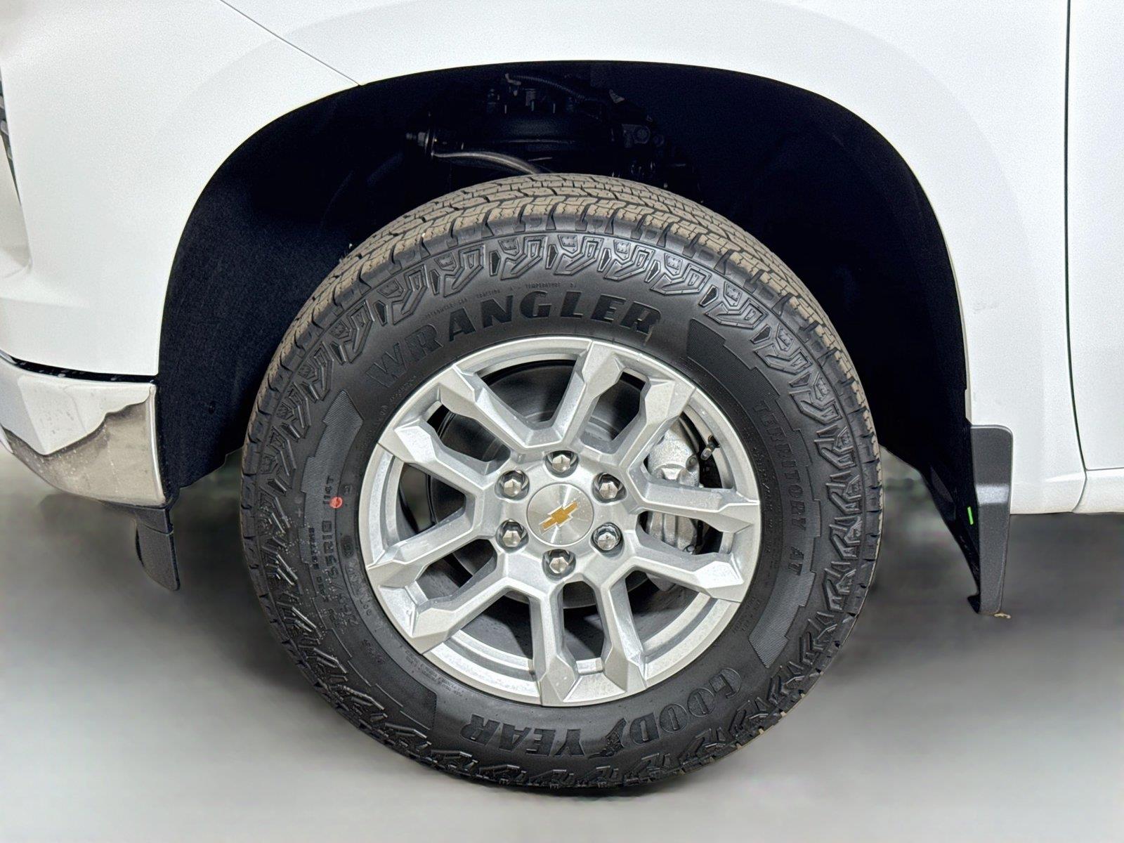 2026 Chevrolet Silverado 1500 LT - Photo 19