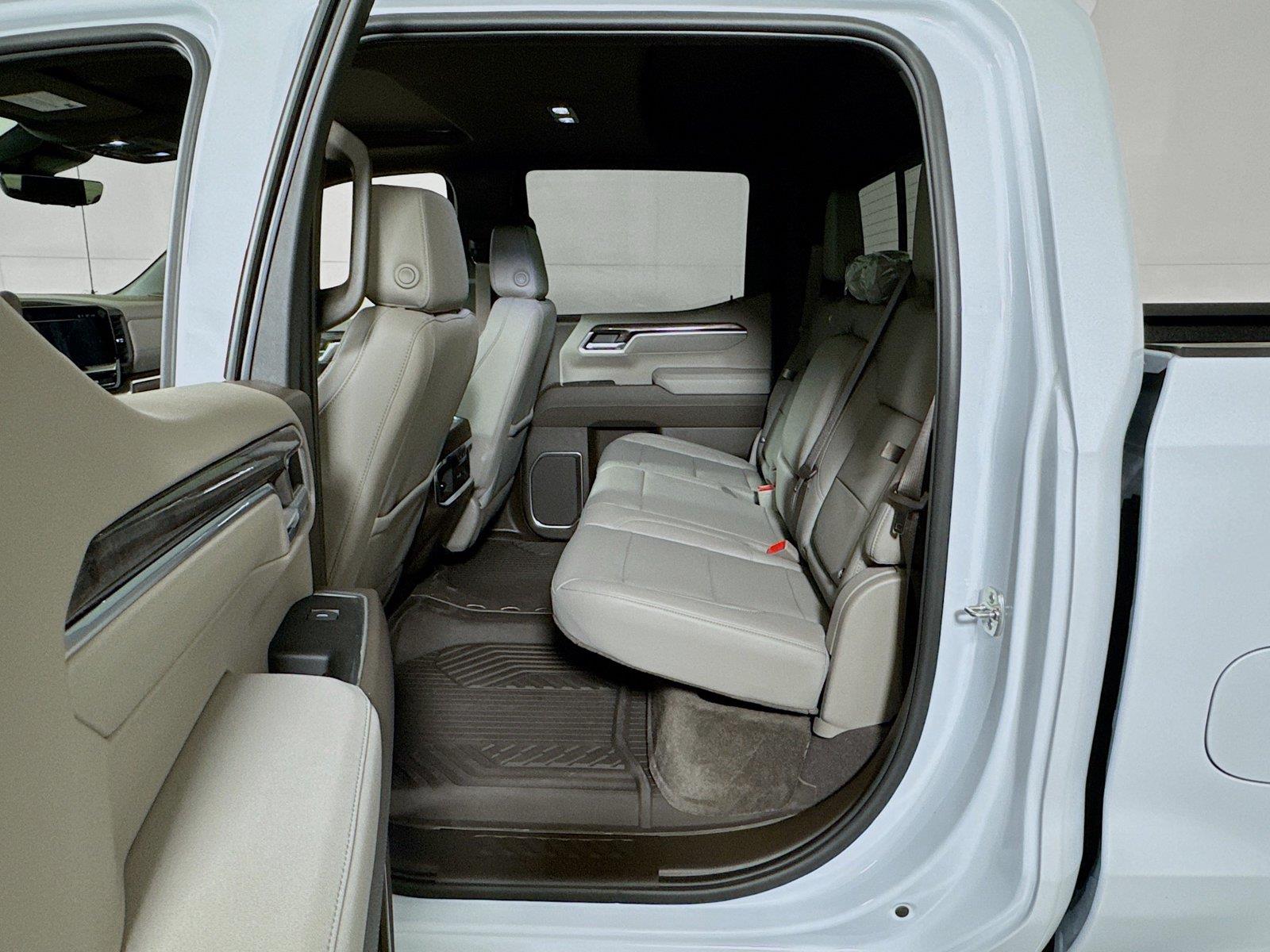 2026 Chevrolet Silverado 1500 LTZ - Photo 13
