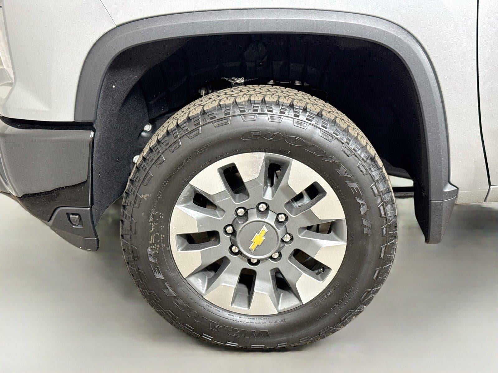 2026 Chevrolet Silverado 2500 HD Custom - Photo 18