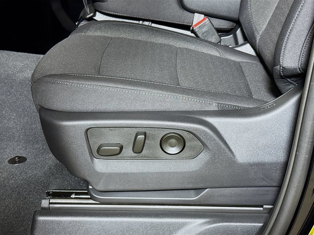 2026 Chevrolet Silverado 1500 Custom - Photo 17