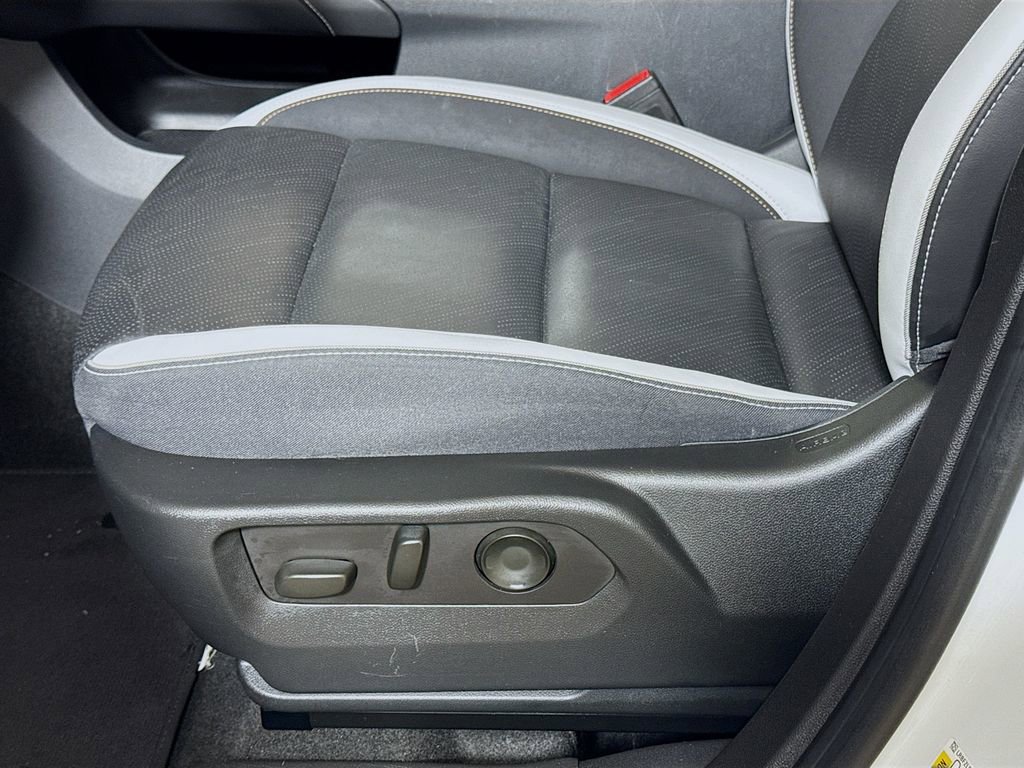 2025 Buick Envision Sport Touring - Photo 18