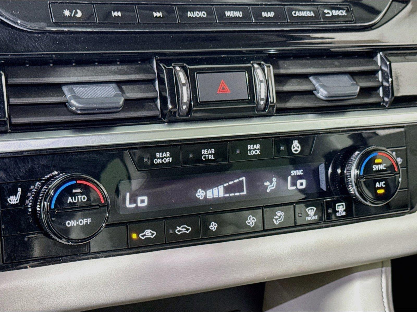2025 Nissan Pathfinder SL - Photo 14