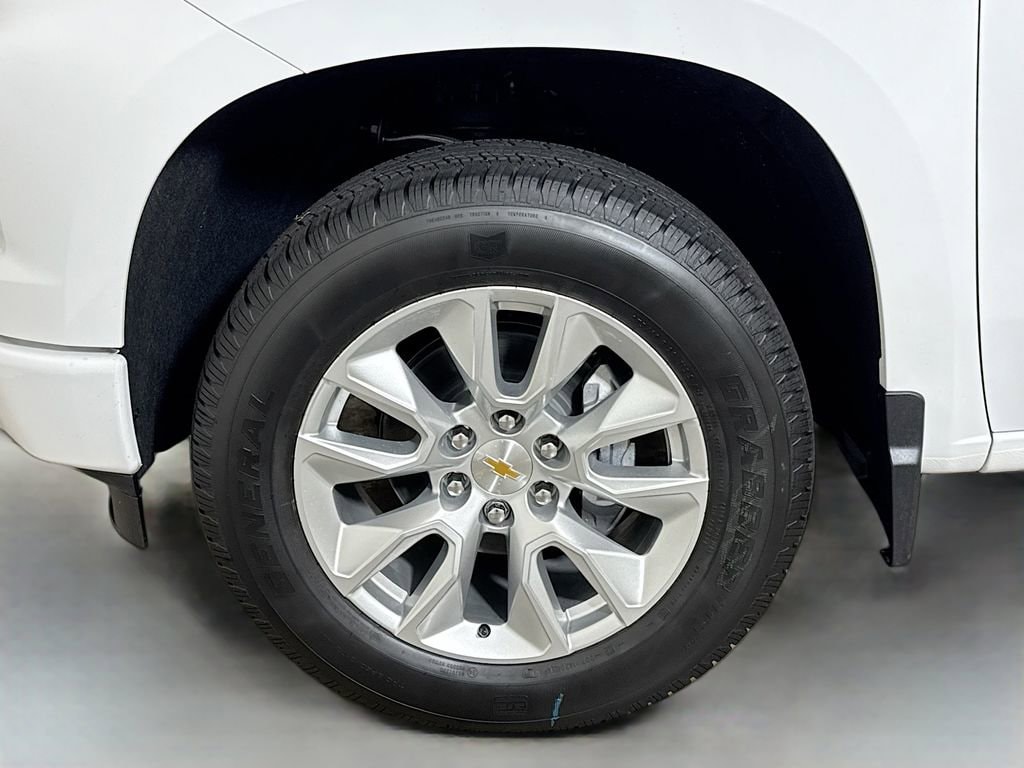 2026 Chevrolet Silverado 1500 Custom - Photo 19