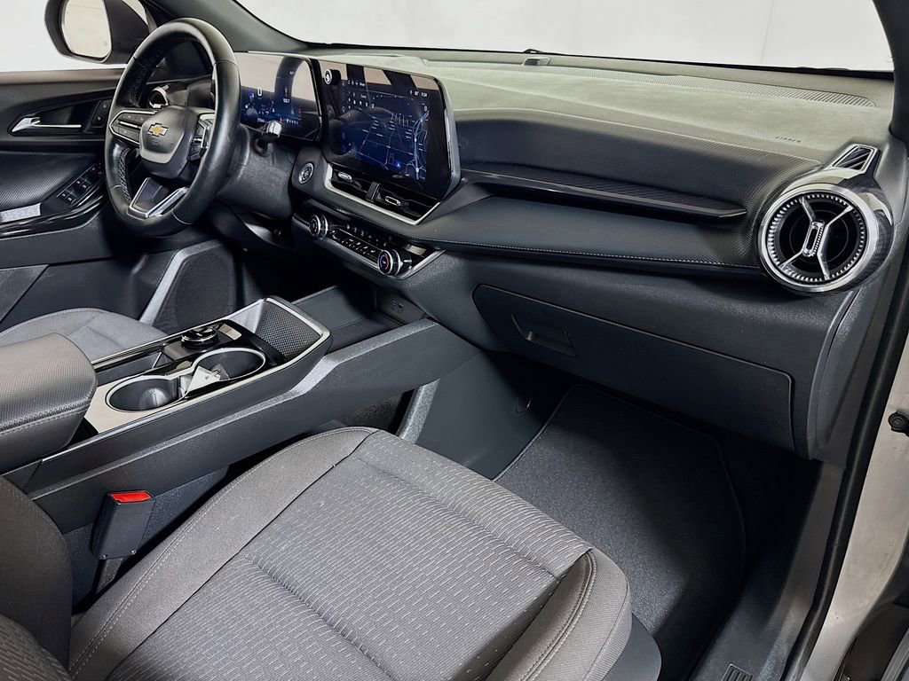 2026 Chevrolet Equinox LT - Photo 27