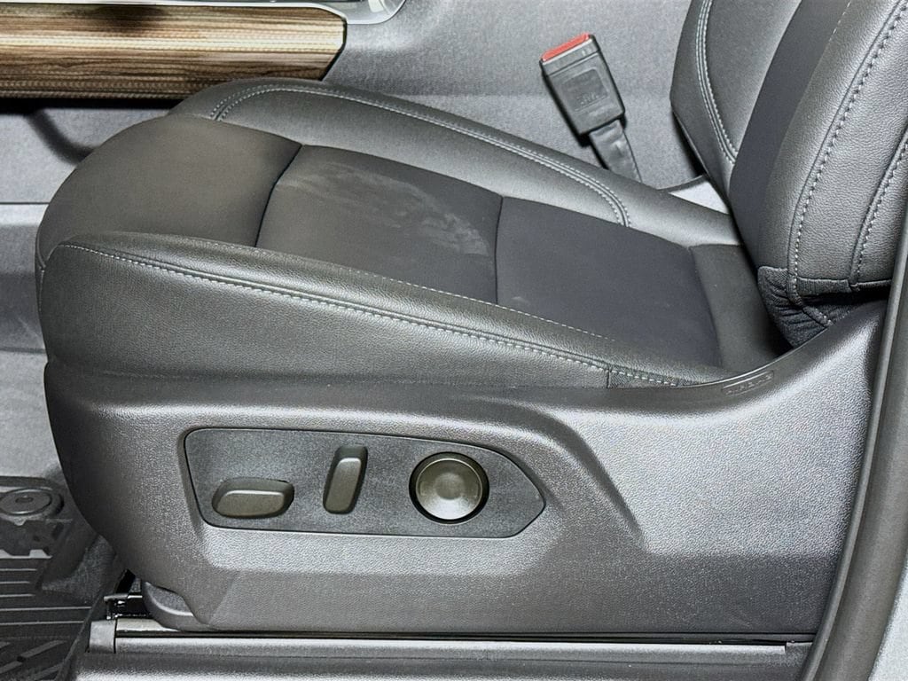 2026 Chevrolet Silverado 1500 RST - Photo 17