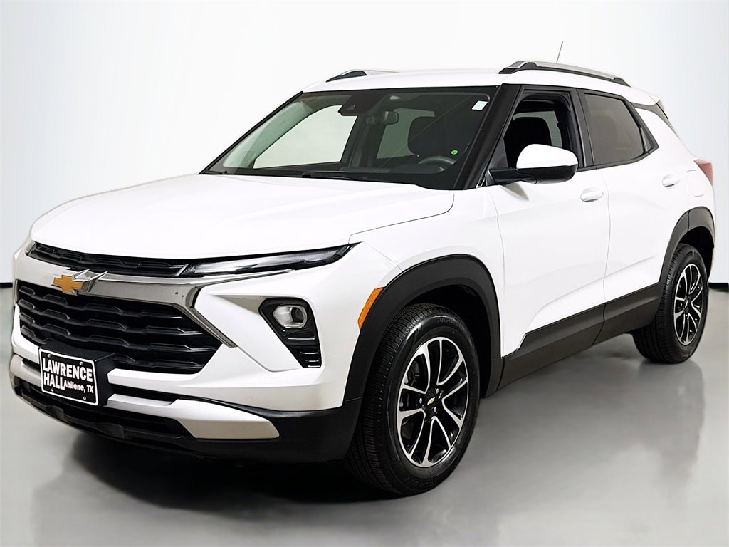 Used 2025 Chevrolet Trailblazer LT SUV
