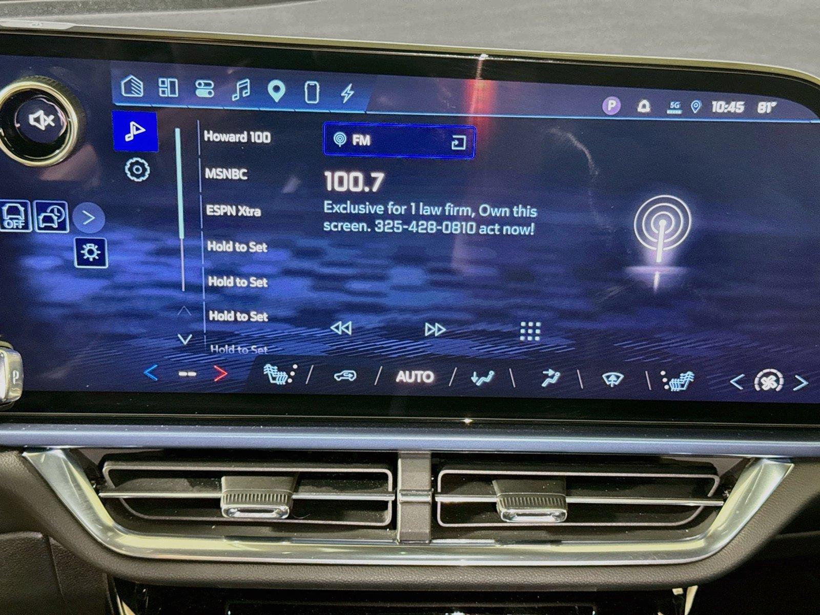 2024 Chevrolet Equinox EV LT - Photo 12