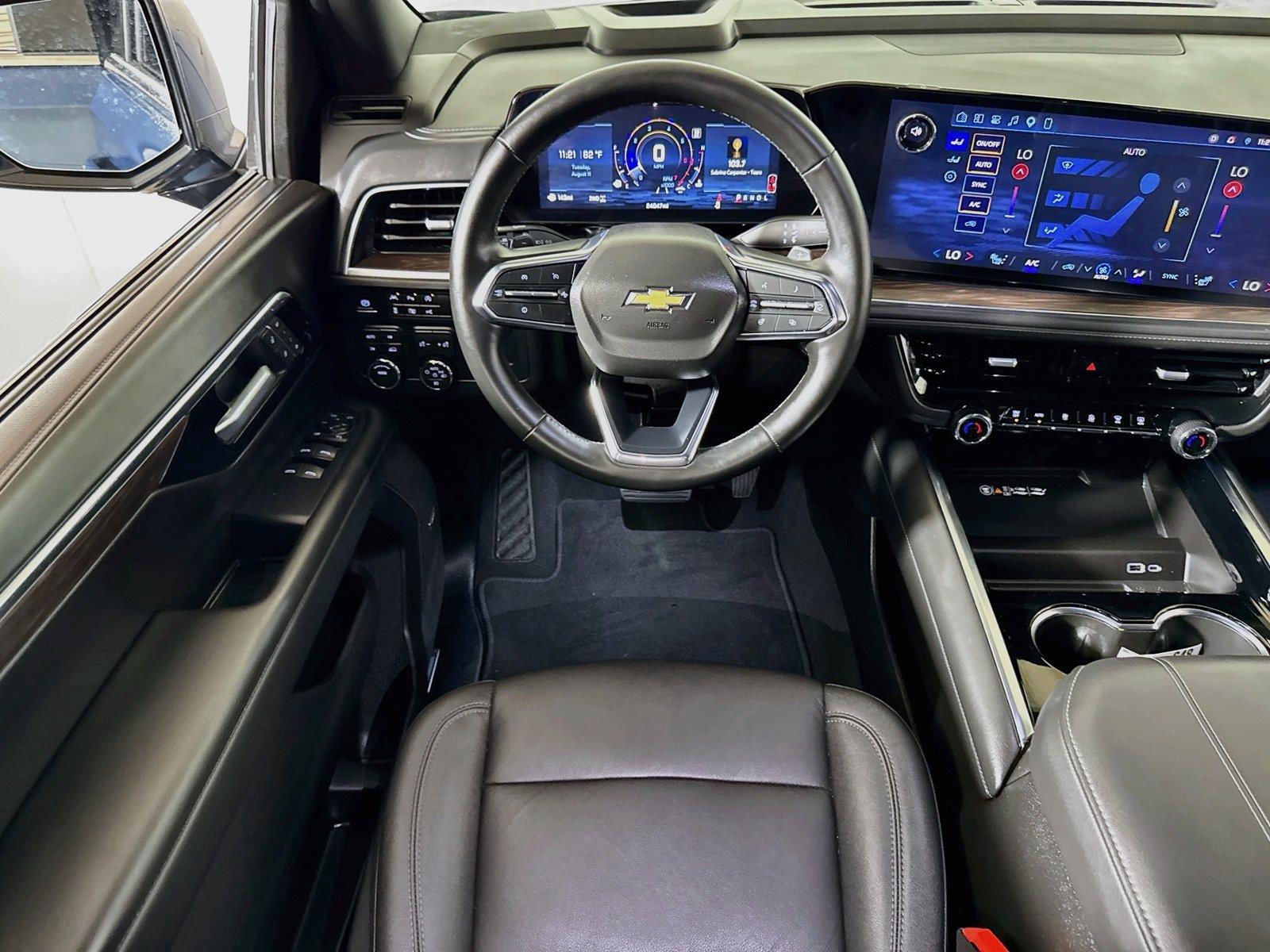 2026 Chevrolet Suburban LT - Photo 20
