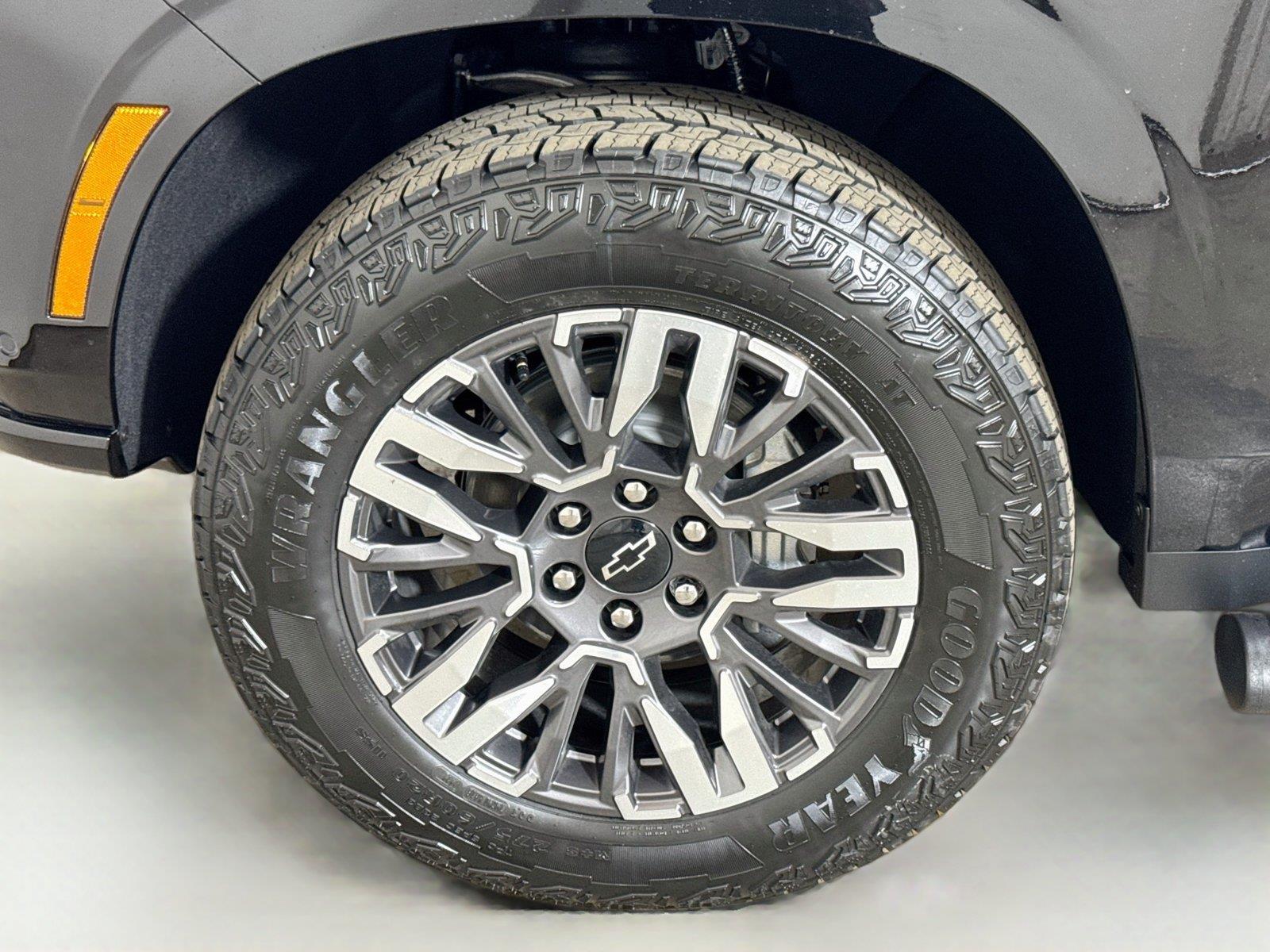 2026 Chevrolet Tahoe Z71 - Photo 18