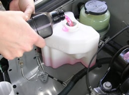 lakewood-ford-add-coolant-antifreeze-denver