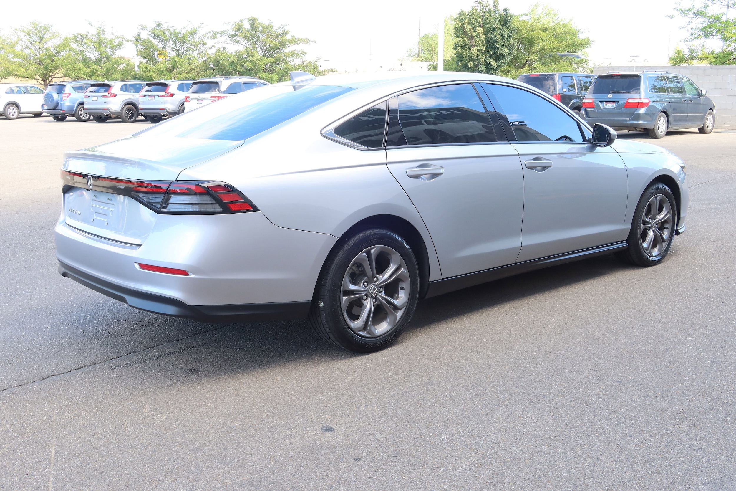 2024 Honda Accord EX - Photo 6