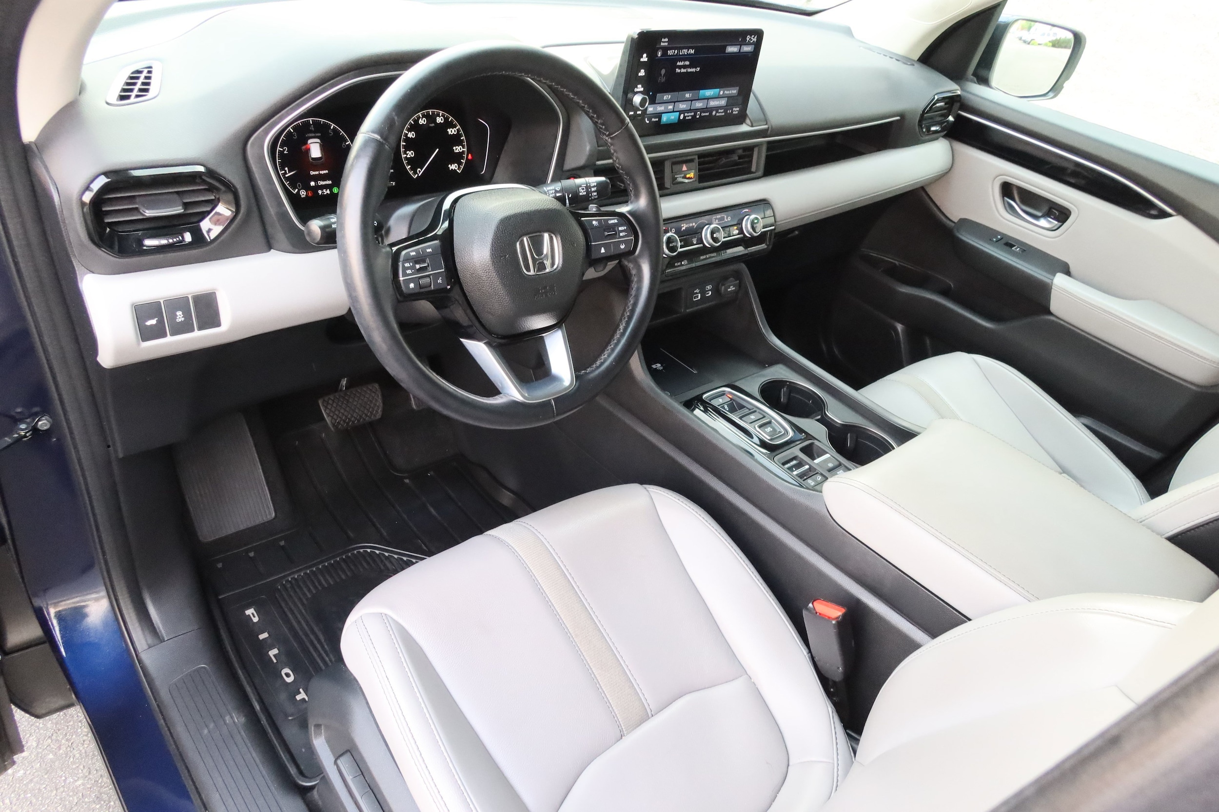 2023 Honda Pilot EX-L - Photo 11