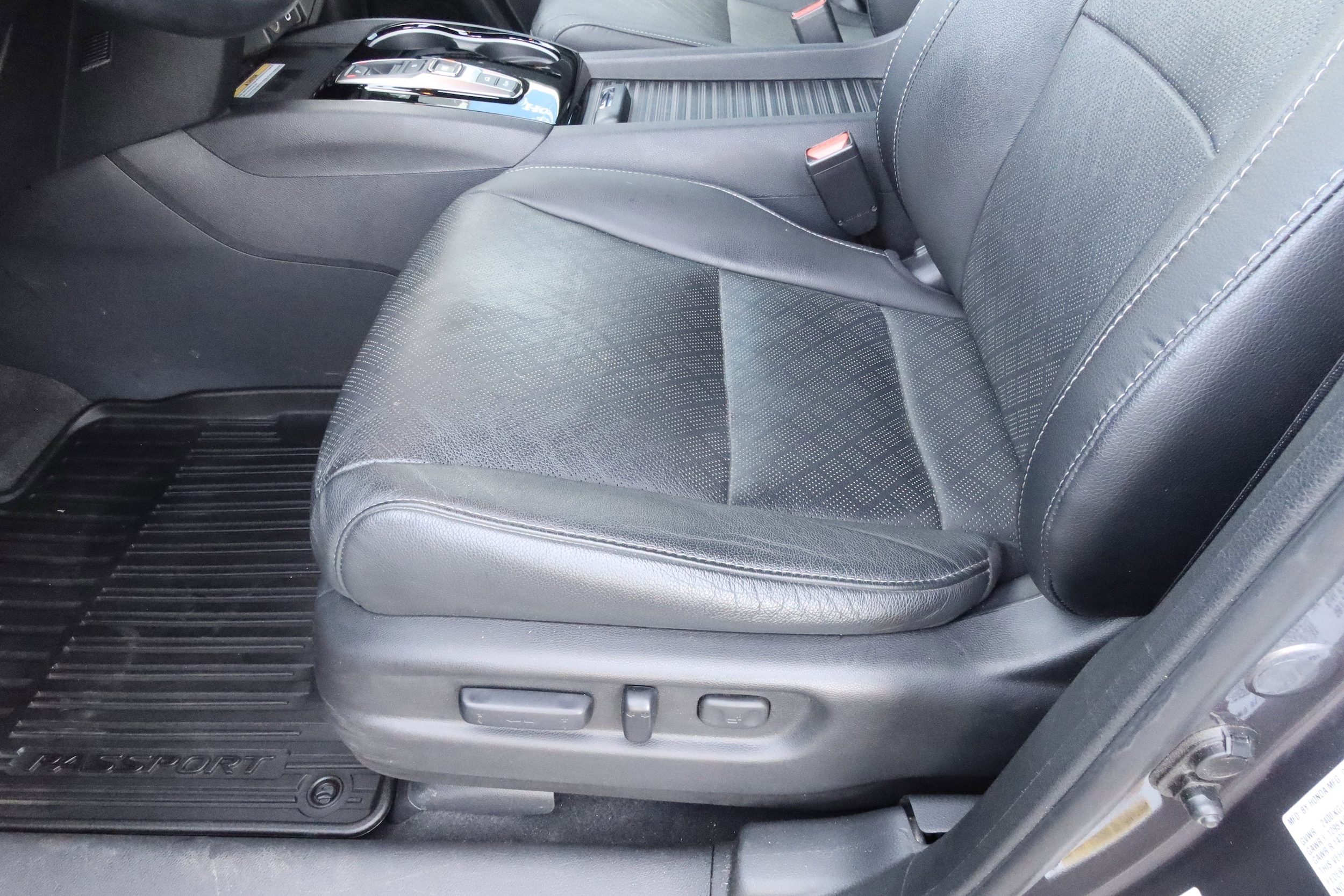 2020 Honda Passport Elite - Photo 13